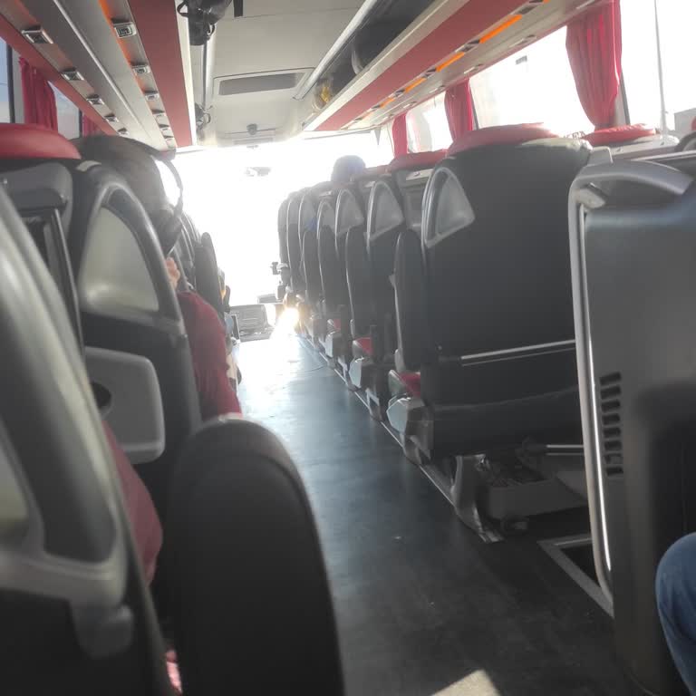 Otobüs Şoförünün Keyfi Mola Ve Sigara Kullanımı