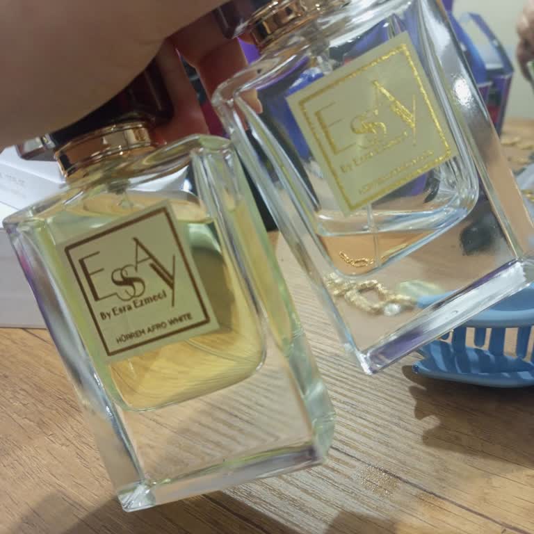 Essay (By Esra Ezmeci) Sitesinden Alınan Parfüm Pişman Etti