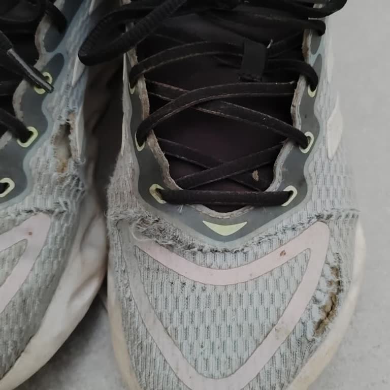 Garanti Süresi Devam Eden Adidas Koşu Ayakkabısında Erken Deformasyon Ve İade Talebinin Reddi