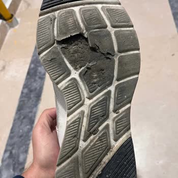 Kısa Sürede Hasar Gören Ayakkabı İçin Olumsuz Garanti Deneyimi