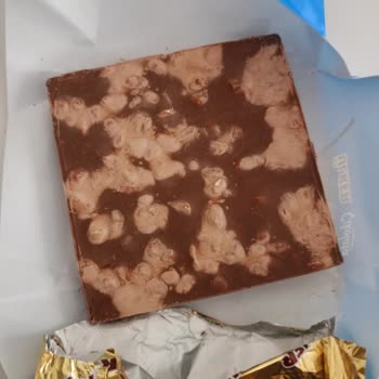 Aynı Üründe Tekrarlayan Bozuk Çikolata Ve İlgisiz Müşteri Hizmeti