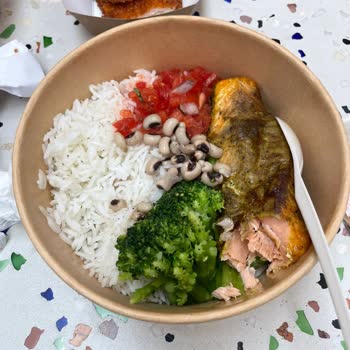 Bayat Balık Ve İlgisiz Personel Nedeniyle Hayal Kırıklığı