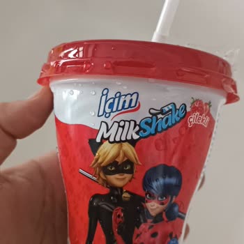 Son Kullanma Tarihi Geçmemiş İçim Milkshake'de Küf Şaşkınlığı Ve Sağlık Endişesi