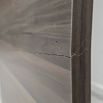 Kırık Gelen Gardırop Parçaları Bir Aydır Alınmıyor