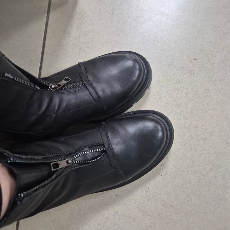 Derimod Aldığım Botlarda Kısa Sürede Yaşanan Deformasyon ve Çözüm Sunulmaması