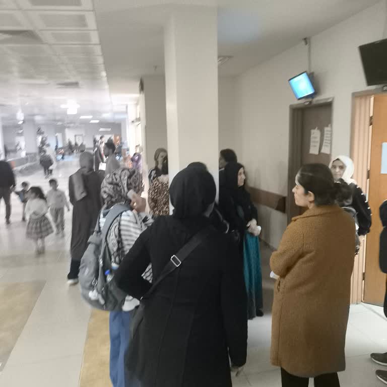 Kızıltepe Devlet Hastanesi'nde Randevu Saatine Uymayan Doktor Ve Yetersiz Bilgilendirme