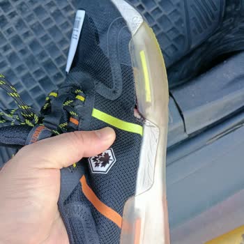 Ayakkabımın Yırtılması Ve Yetersiz İnceleme Nedeniyle Mağduriyet Yaşıyorum