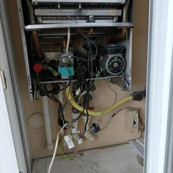 Özel Servis | 444 57 34 3 Kez Gelmesine Karşın Arızayı Gideremedi, Herhangi Bir Kalıcı Çözüm Sunmadı