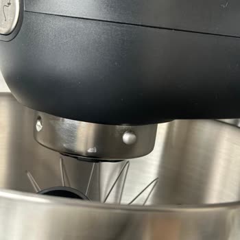 Sıfır Alınan Bosch Yoğurma Makinesinde Kullanılmış İzleri Şoku