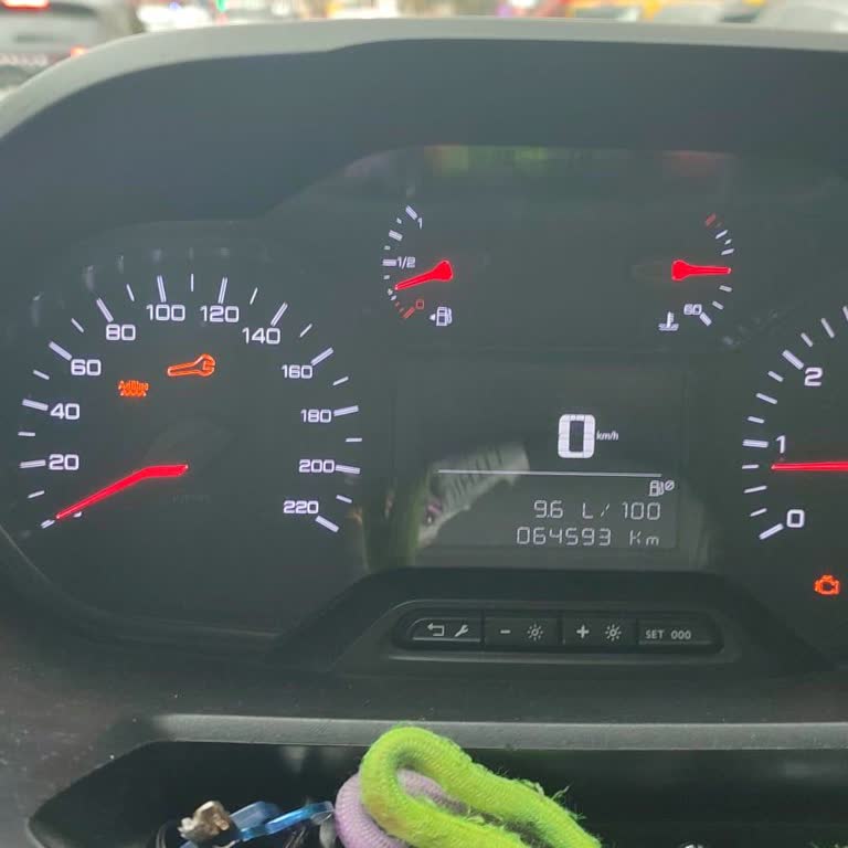 Peugeot Partner Aracımın Garanti Kapsamındaki Arızalarının Giderilmemesi Ve Servis Süreçlerindeki Sorunlar