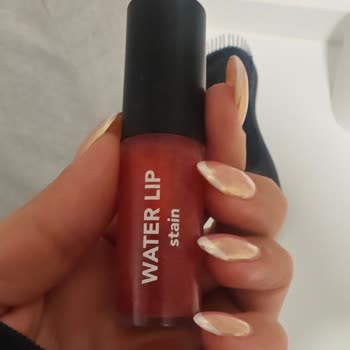 Flormar Water Tint Ürünü Dudakta Yanma Ve Uçuk Yaptı, İncelenmesini Talep Ediyorum