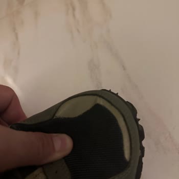 Kısa Sürede Hasar Gören Ayakkabı İçin Destek Ve Değişim Talebi