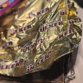 Son Kullanma Tarihi Geçmemiş Ülker Çikolatada Bozulma Şoku!