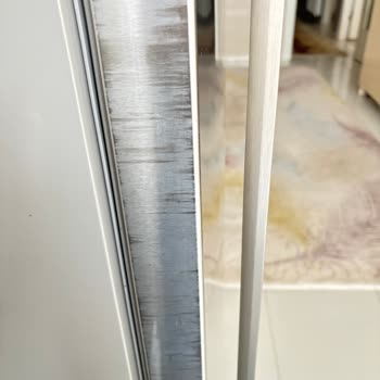 Bosch Serie 6 Buzdolabı Kapaklarında Erken Kararma Ve Lekeler