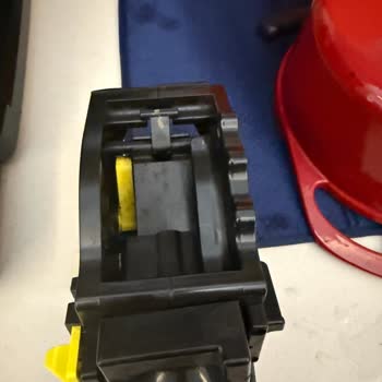 Kahve Paketinden Çıkan Taş Kahve Makinemin Bozulmasına Yol Açtı