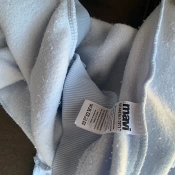 Mavi Sweatshirt İlk Yıkamada Aşırı Tüy Döküyor, İade Talebim Var
