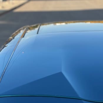 Sıfır Kilometre Peugeot 408'de Tavan Göçükleri Ve İlgisizlik