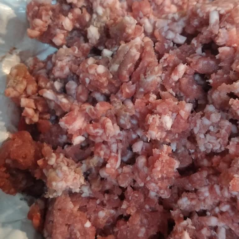 Son Kullanma Tarihi Yaklaşmış Ve Bozuk Kıyma Satışı Sonrası Yetersiz Müşteri Hizmeti