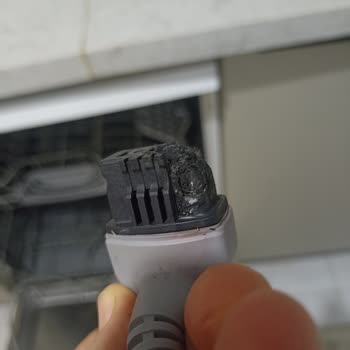 Servis Elemanının Yetersiz İncelemesi Ve Haksız Ücret Alımı