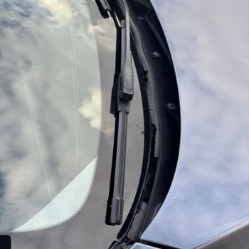 BMW 1.16i Ön Cam Fitilinden Su Sızması Ve Kronik Sorun