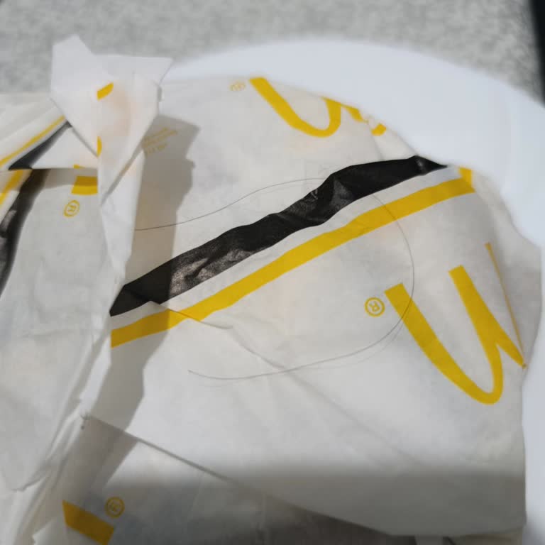 Mc Donald’s Siparişimde Hijyen Sorunu Ve Eksik Ürün Mağduriyeti