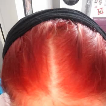 Aldığım Saç Boyası Yanlış Renk Verdi, Mağduriyetimin Giderilmesini İstiyorum