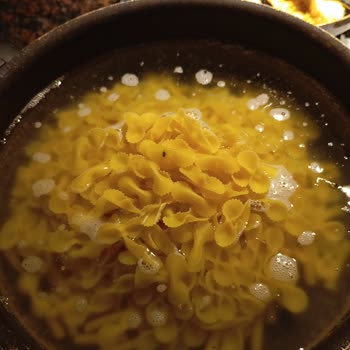 Makarnada Böcek Çıkması Nedeniyle Hijyen Endişesi