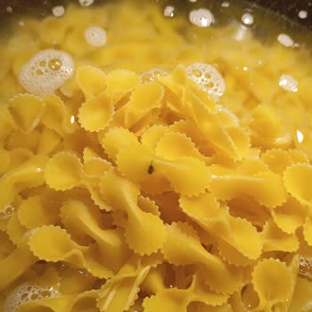 Makarnada Böcek Çıkması Nedeniyle Hijyen Endişesi