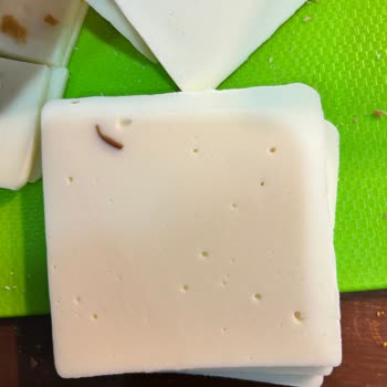 Aldığım Kaşar Peynirin İçinde Yabancı Cisim Çıktı Hijyen Ve Sağlığım Tehlikede