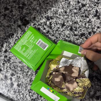 Bozulmuş Çikolata: Son Kullanma Tarihi Geçmeden Renk Değişimi Ve Güven Sorunu