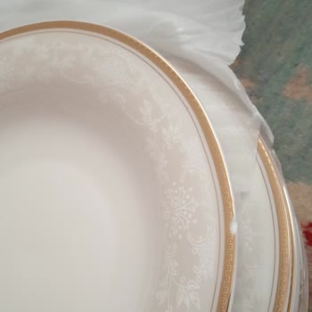 Aldığım Yemek Takımında Eğrilik Sorunu Ve Müşteri Hizmetlerinden Çözüm Alamama