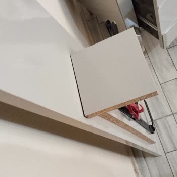 Kırık Ve Hasarlı Mobilyalar İçin Ücret Talep Edilmesi Ve İlgisiz Servis