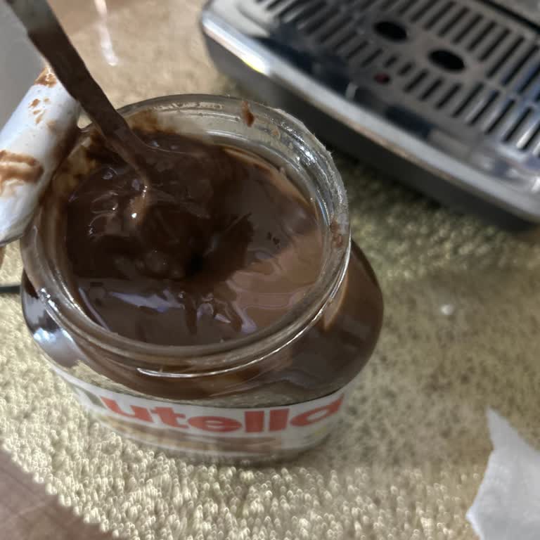Nutella Jar Had a Bad Smell Upon Opening