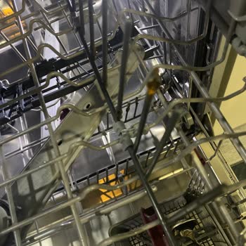 Bulaşık Makinesi Sepet Tellerinde Sürekli Paslanma Ve Kopma Sorunu