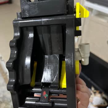 Kahve Makinesinden Çıkan Yağ Ve Eksik Parça Sağlığımızı Riske Attı