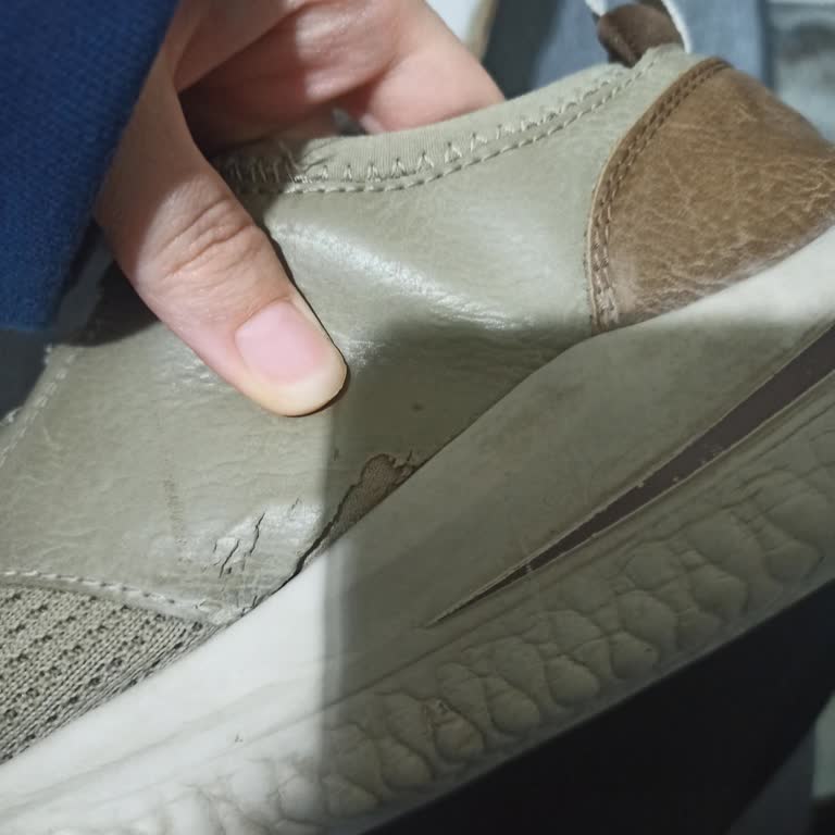 Satın Aldığım Ayakkabı Kısa Sürede Deforme Oldu, Mağaza İlgisiz Kaldı