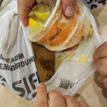 Siparişim Döküldü, Müşteri Hizmetlerinden Çözüm Alamadım