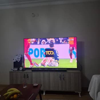 Canlı Maç Yayını Sürekli Dondu, Maçı İzleyemedim