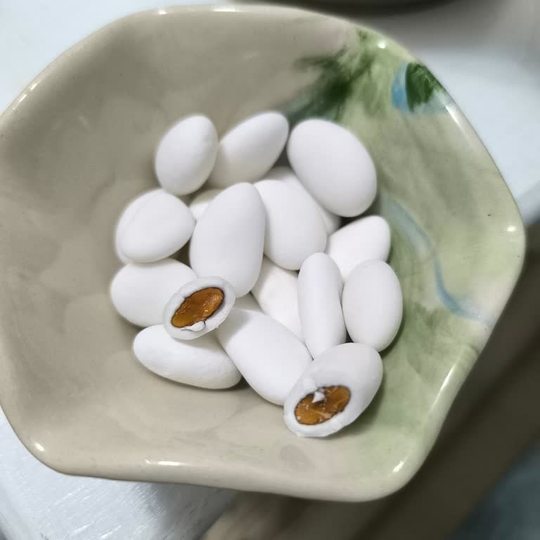 Yanık Ve Bozuk Badem Şekeri Sağlığımı Tehdit Etti