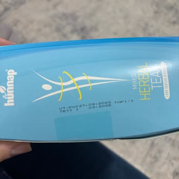 Altun Market Market Rafında Aylarca Son Kullanma Tarihi Geçmiş Ürün Bulundurulması