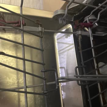 Bulaşık Makinesi Sepetlerinde Paslanma Ve Yetersiz Müşteri Desteği