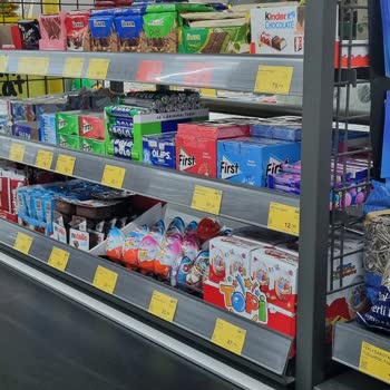 Sağlığı Tehdit Eden Ürünler Ve İlgisiz Mağaza Personeli