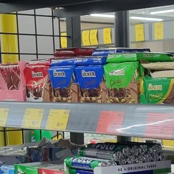 Sağlığı Tehdit Eden Ürünler Ve İlgisiz Mağaza Personeli