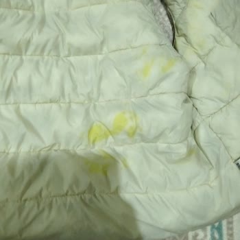 Yıkama Talimatına Uymama Rağmen Şişme Yelekte Sarı Leke Oluştu, Değişim Talebim Cevapsız Kaldı