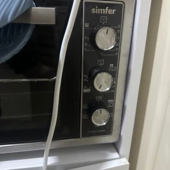 Simfer Fırın Menteşe Arızası İçin Yüksek Onarım Ücreti Mağduriyeti