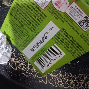 Tarihi Geçmemiş Nestlé Çikolatalarda Bozuk Tat Ve Renk Sorunu