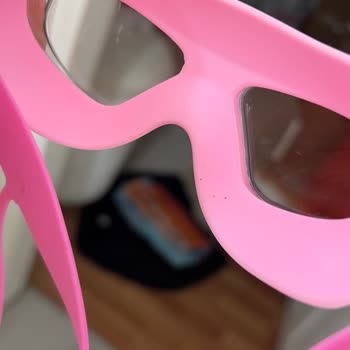 Çizikli Ve Kusurlu Deniz Gözlüğü Yerine Sağlam Ürün İstiyorum