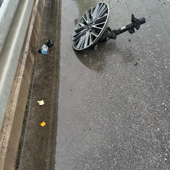 Audi Q3 Kazasında Hava Yastıklarının Açılmaması Ve Güvenlik Endişesi