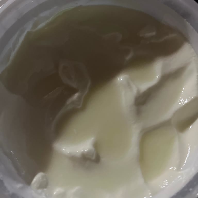 Tarihi Geçmemiş Sütaş Yoğurtlarda Tekrarlayan Bozulma Ve Tat Sorunu