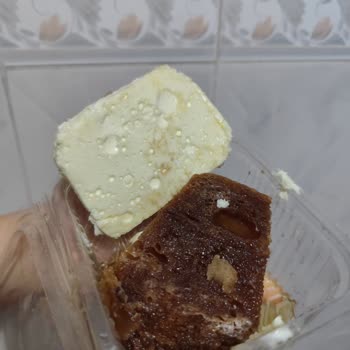 Köfteci Yusuf Bozuk Ve Sağlıksız Tatlı: Gıda Güvenliği İhmali